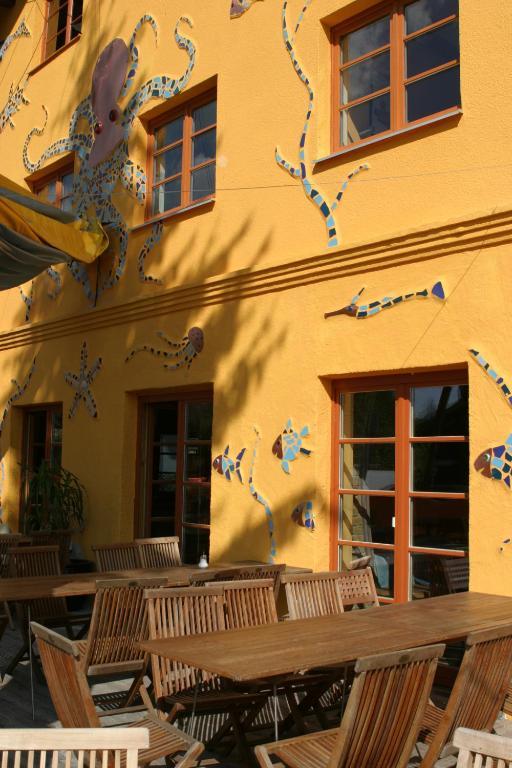 Schiff Bihlerdorf - Hostel Экстерьер фото