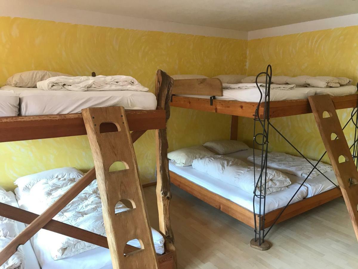 Schiff Bihlerdorf - Hostel Экстерьер фото